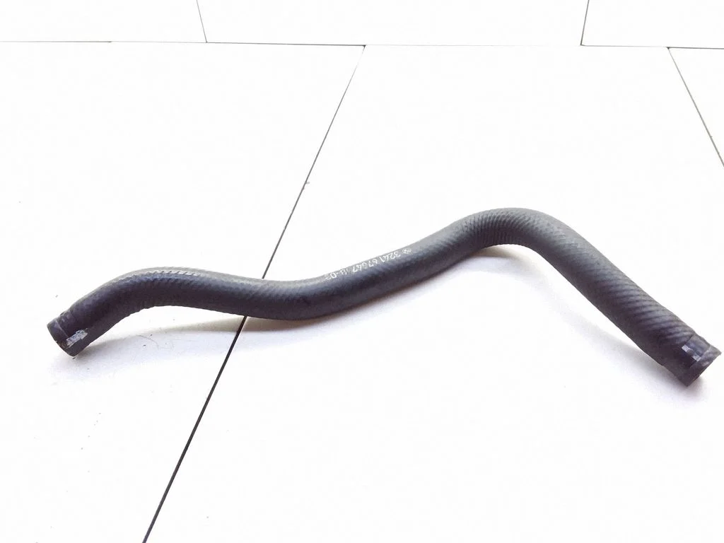 Engine coolant pipe/hose 32416764738