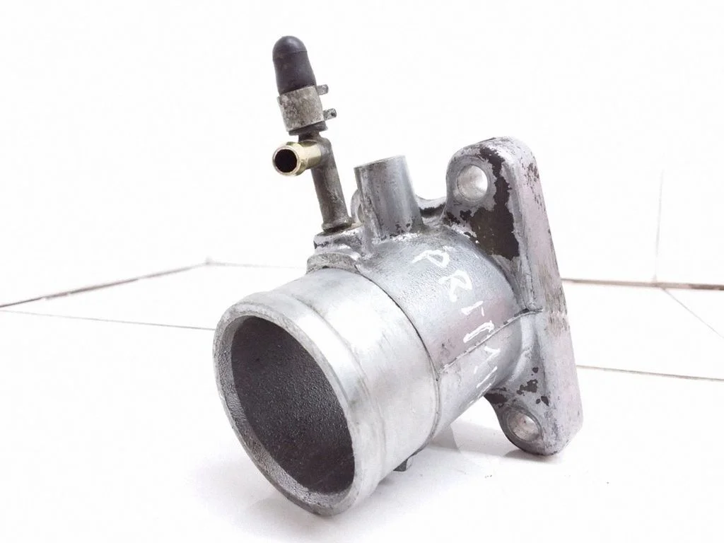 Engine coolant pipe/hose NL06362