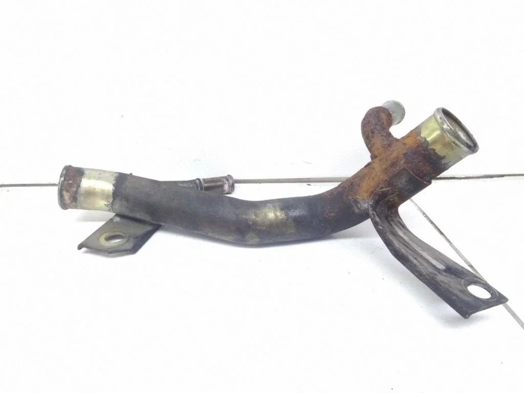 Engine coolant pipe/hose – Ford Focus (1998-2004)
