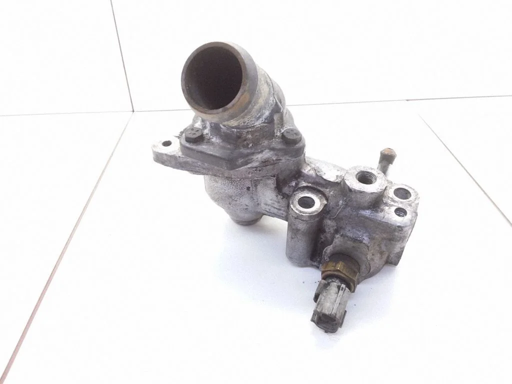 Termostaat / termostaadi korpus – Ford Mondeo MK II (1996-2000)