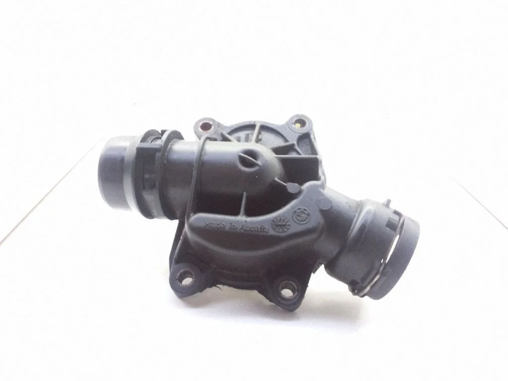 Thermostat/thermostat housing – BMW X5 E53 (1999-2006)