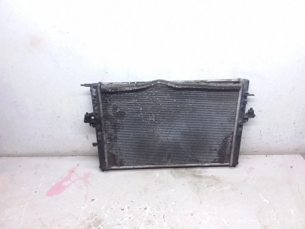 Dzesēšanas šķidruma radiators