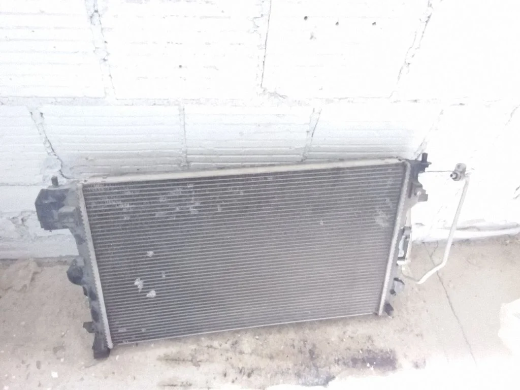 Jahutusvedeliku radiaator 13196477