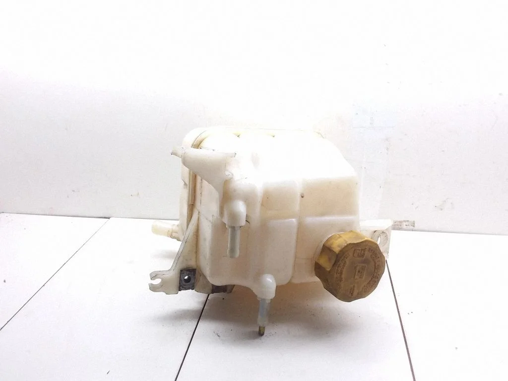 Coolant expansion tank/reservoir – Opel Antara (2006-2016)