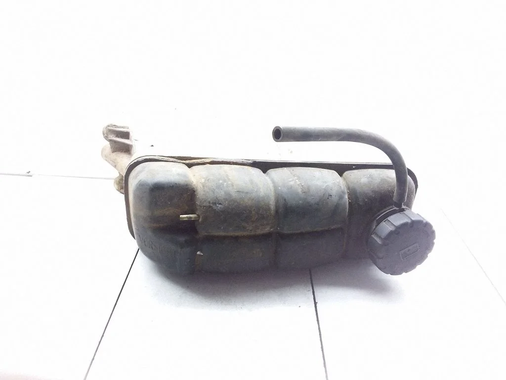 Coolant expansion tank/reservoir – Mercedes-Benz E-Class W210 (1995-2002)