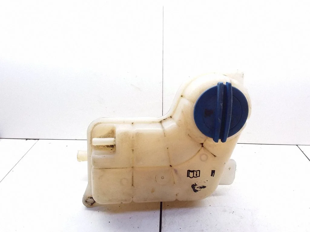 Coolant expansion tank/reservoir – Audi A4 S4 B7 8E 8H (2005-2008)