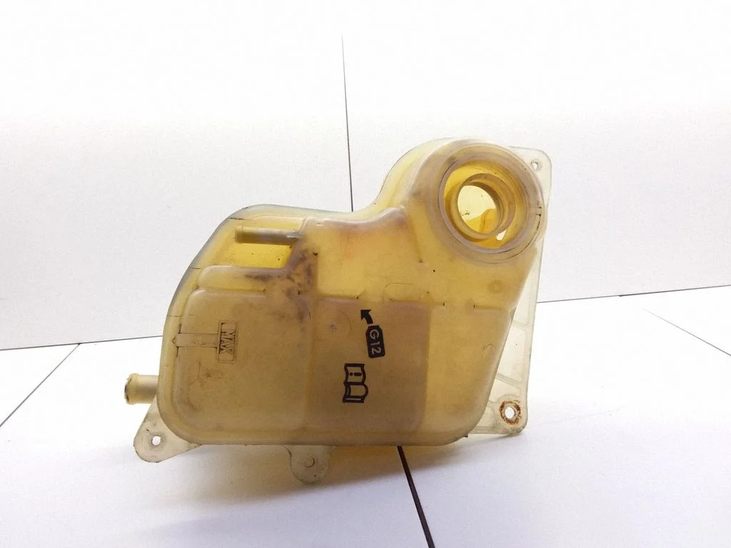 Coolant expansion tank/reservoir – Volkswagen Passat B5 (1997-2000)