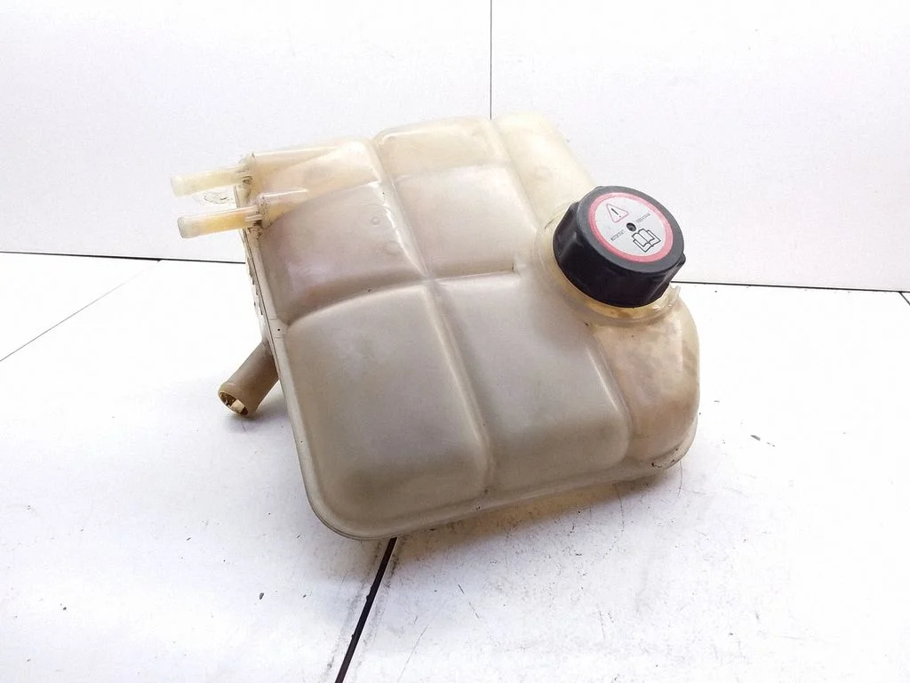 Coolant expansion tank/reservoir 98AB8K218AK