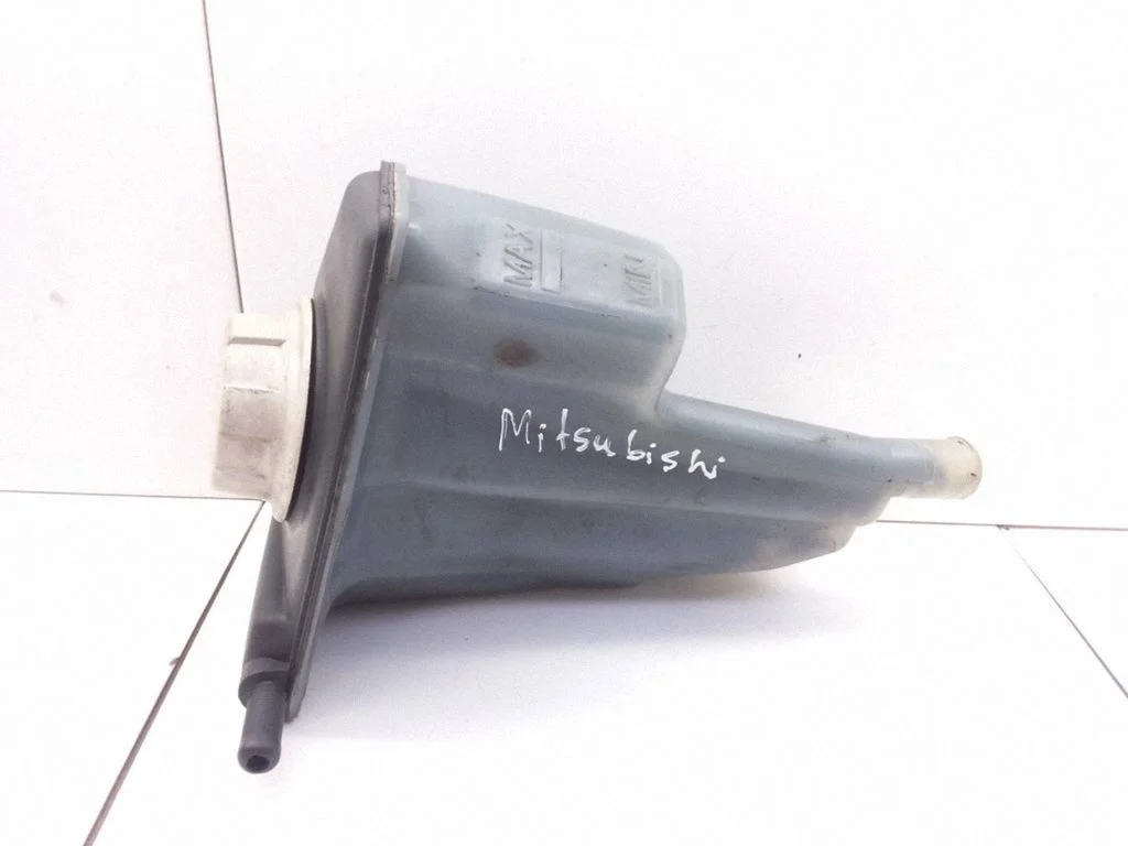 Zbiorniczek wyrównawczy płynu chłodniczego – Mitsubishi Carisma (1996-1999)
