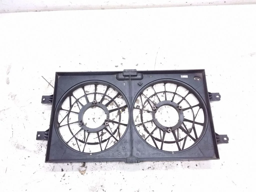 Radiator cooling fan shroud 04596518AG