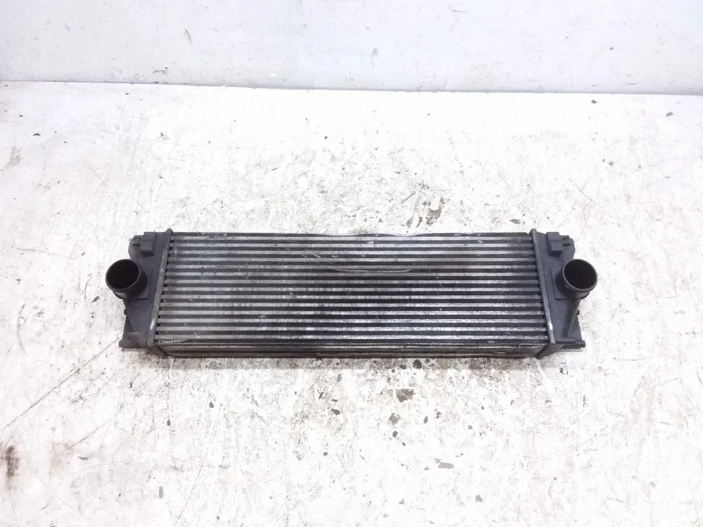 Vahejahuti radiaator – Mercedes-Benz Sprinter W906 (2006-2018)