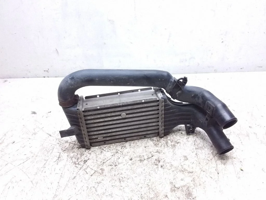 Starpdzesētāja (interkūlera) radiators – Opel Zafira A (1999-2005)
