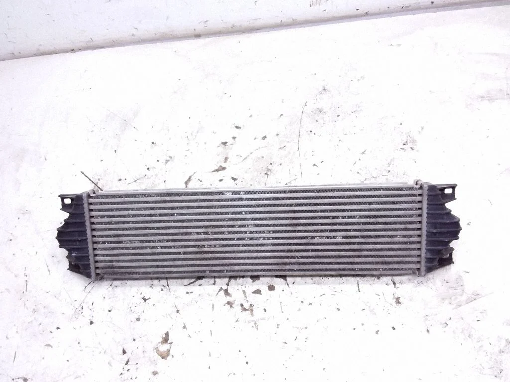 Vahejahuti radiaator 867658F
