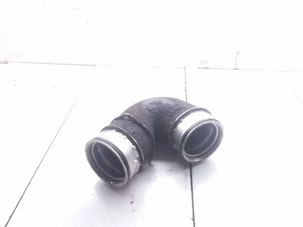 Intercooler hose/pipe – Volkswagen Passat B5.5 (2001-2005)