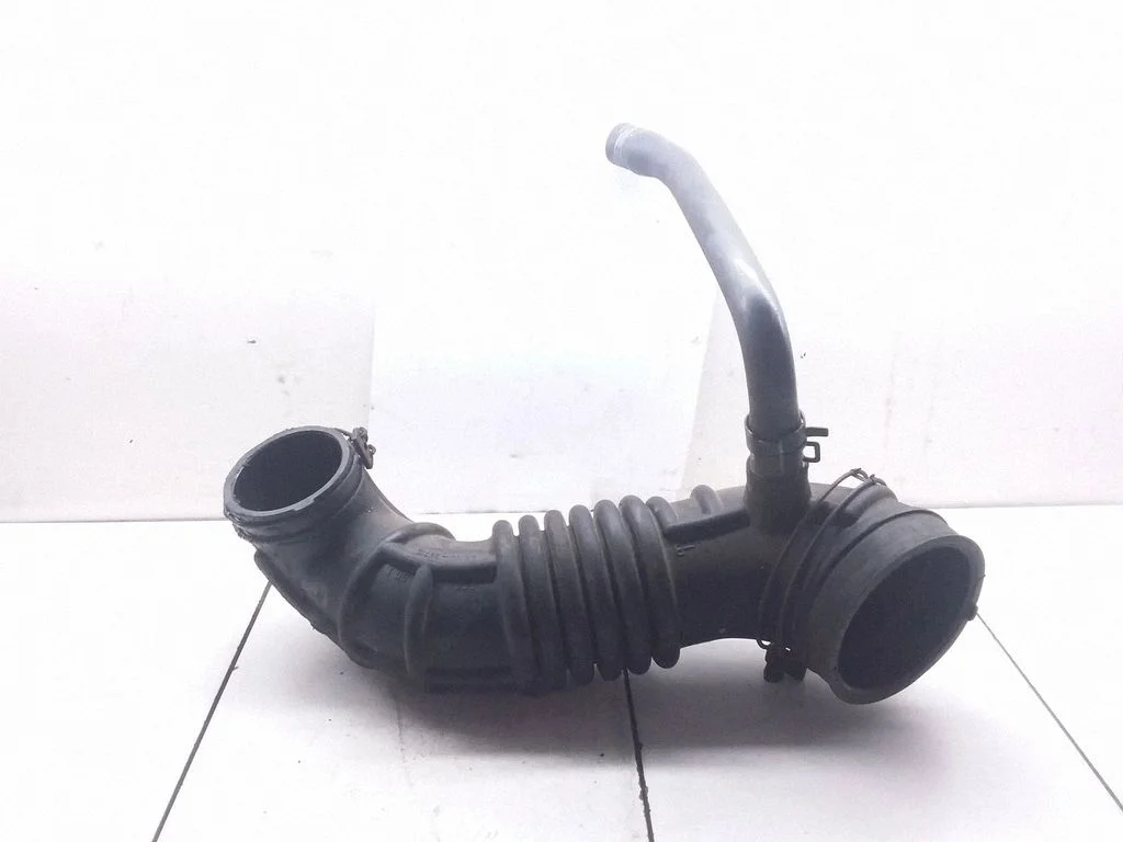Intercooler hose/pipe – KIA Sorento (2002-2009)