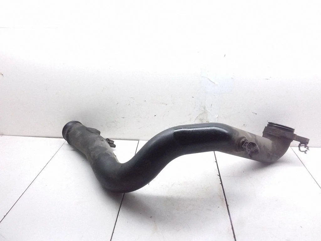 Intercooler hose/pipe 0051832093