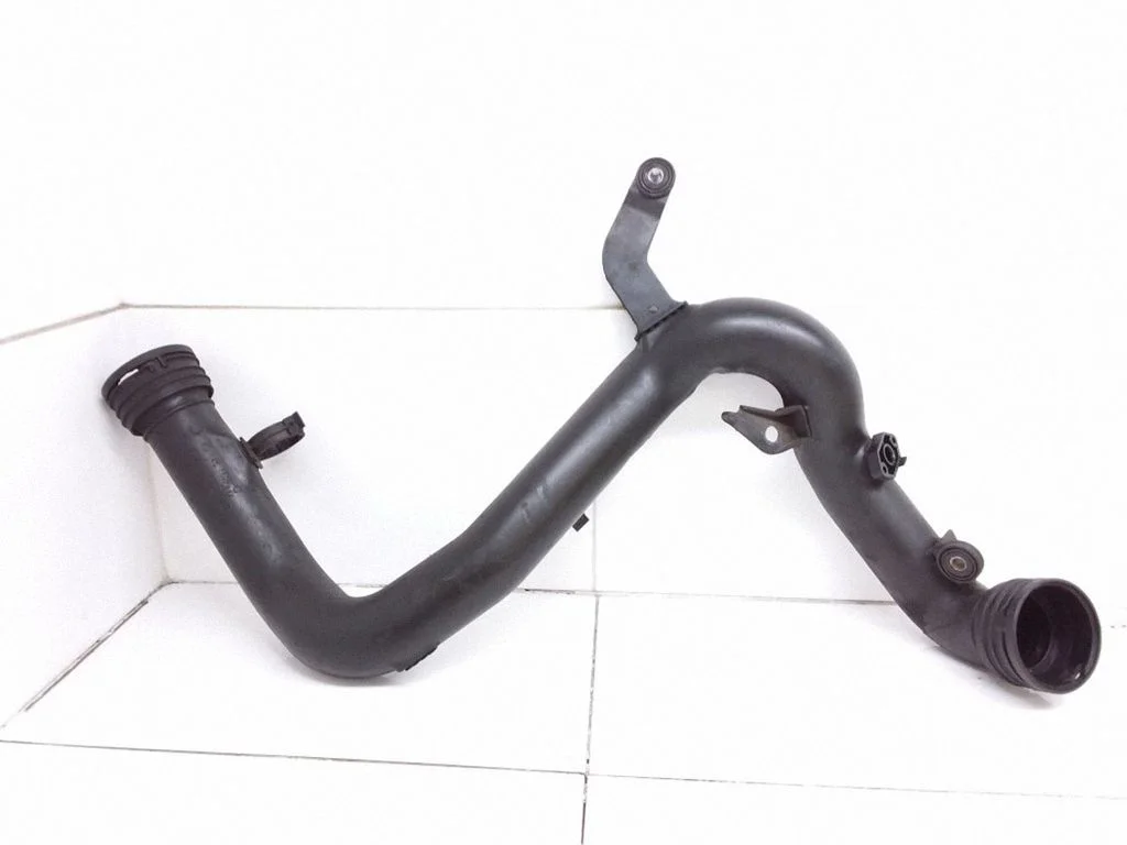 Intercooler hose/pipe 1K0145762