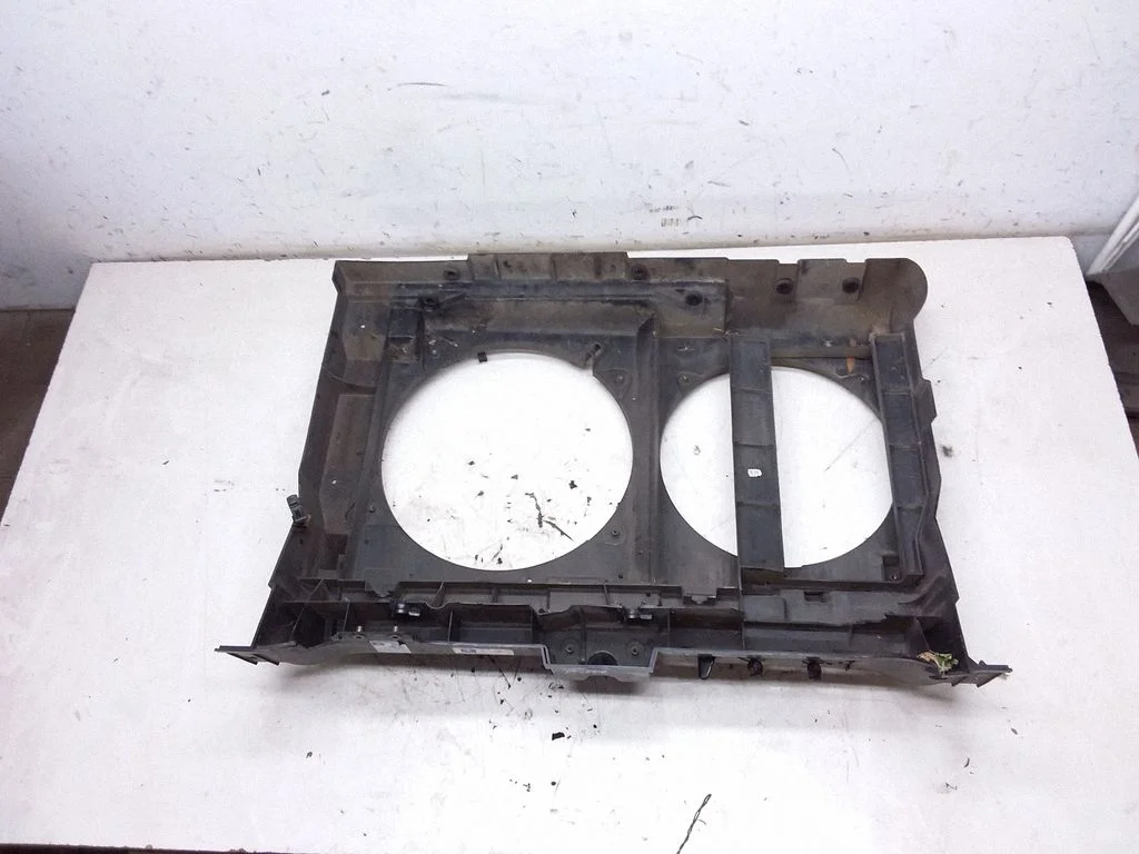 Radiatoru panelis 1489765080