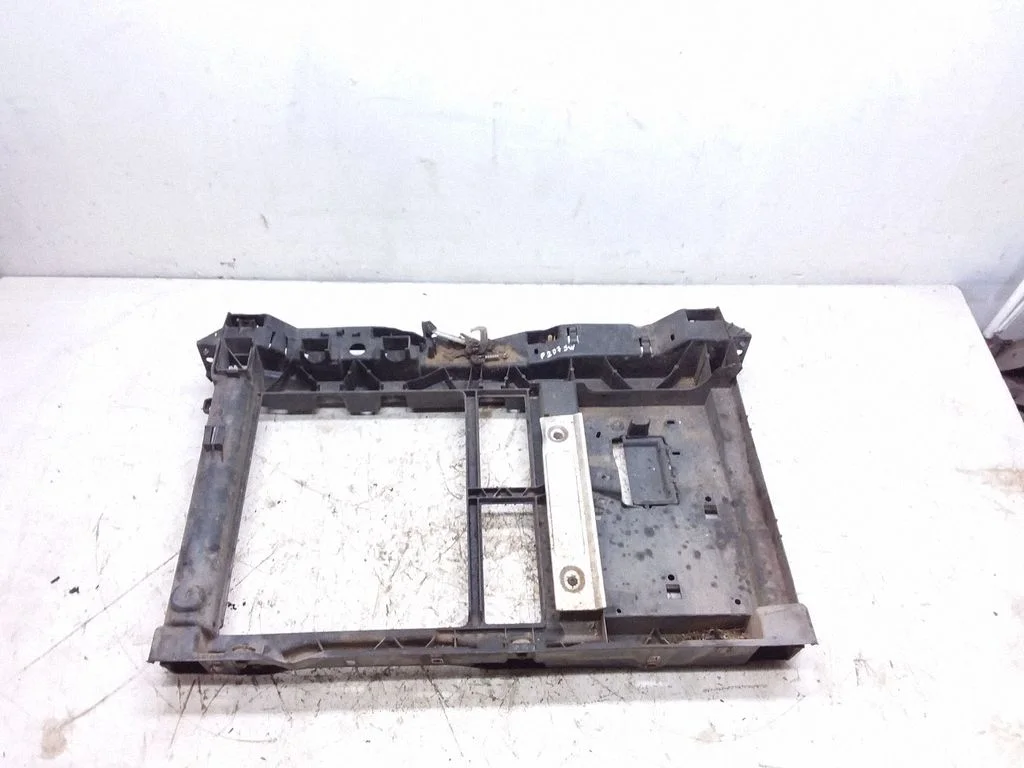 Radiatoru panelis – Peugeot 207 CC (2007-2014)
