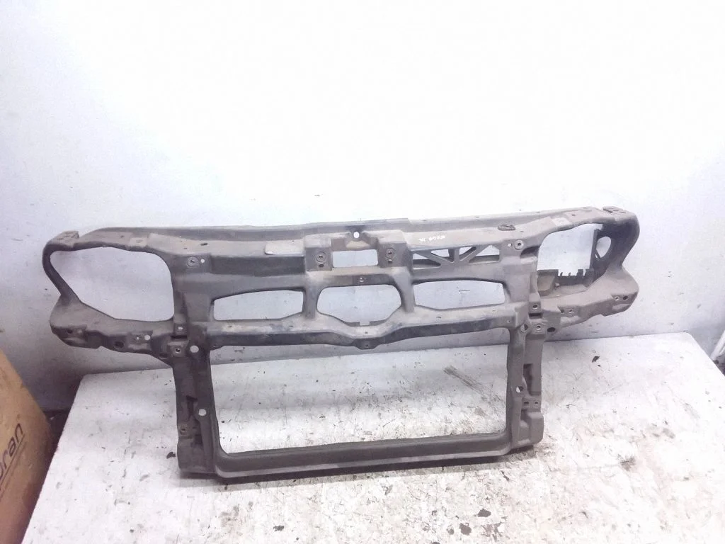 Radiator support slam panel – Volkswagen Bora (1998-2005)