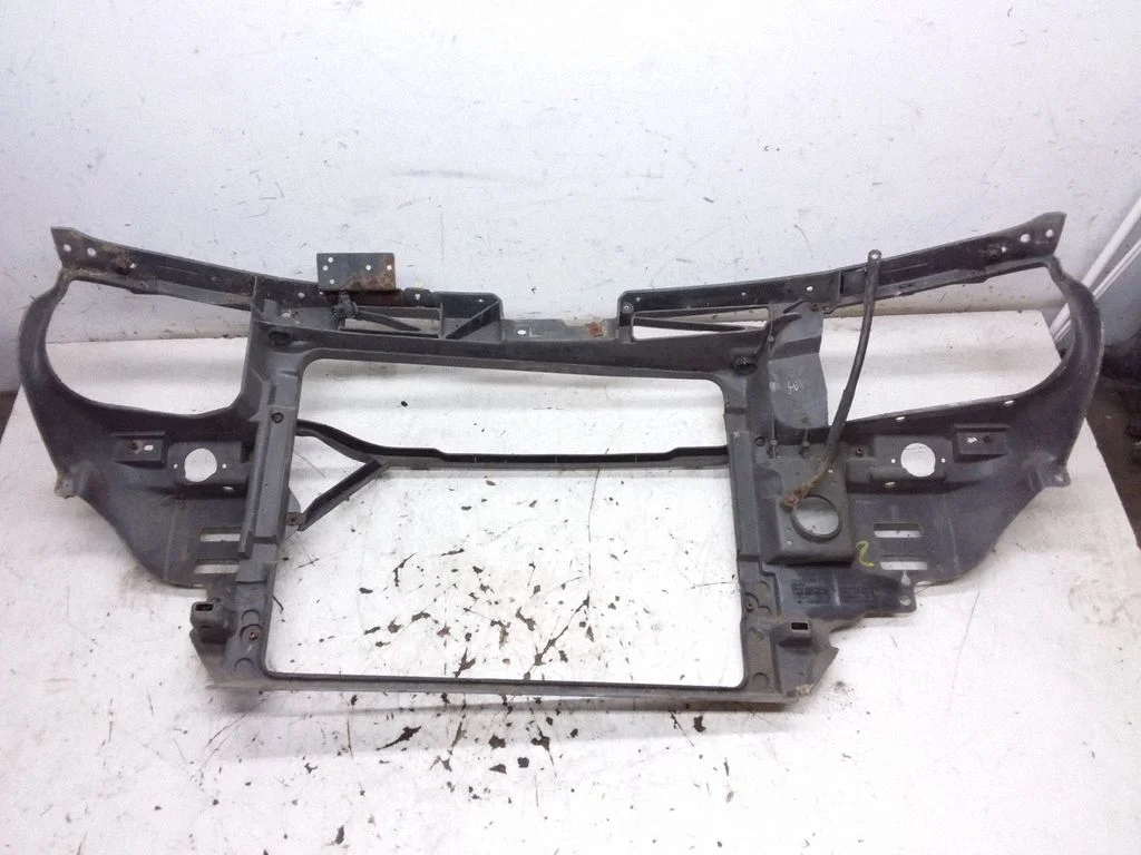 Radiator support slam panel – Ford Galaxy (1995-2000)