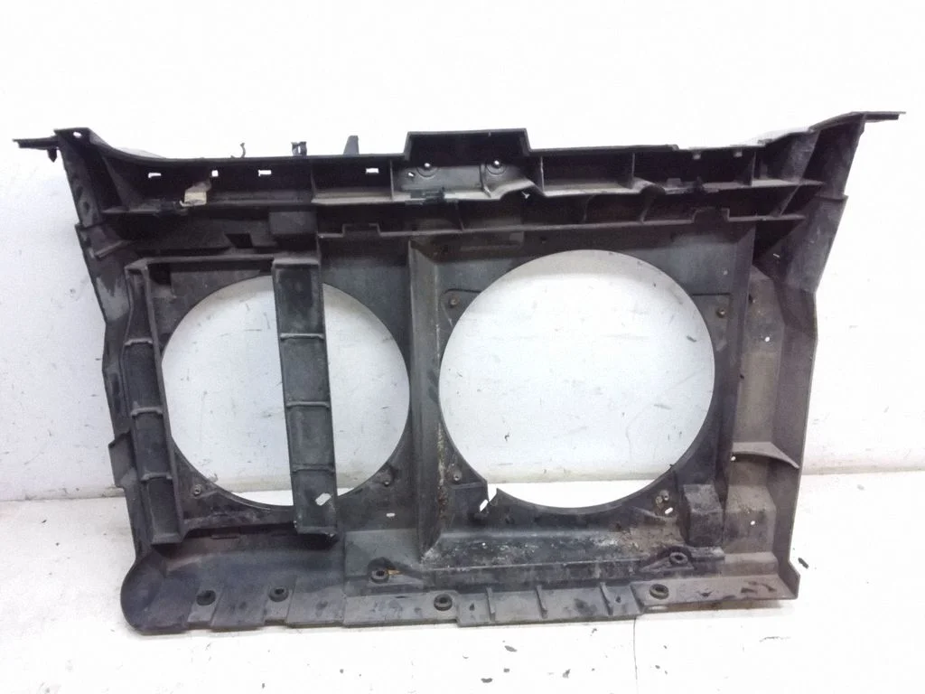 Radiatoru panelis 1489765080