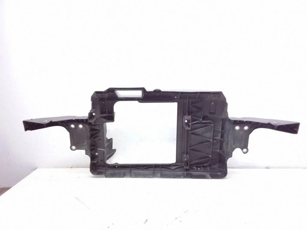 Radiaatori tugipaneel – Skoda Fabia Mk1 (6Y) (1999-2007)