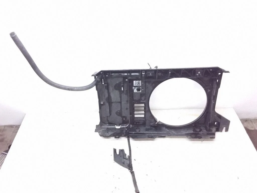 Radiaatori tugipaneel – Citroen C5 (2001-2004)