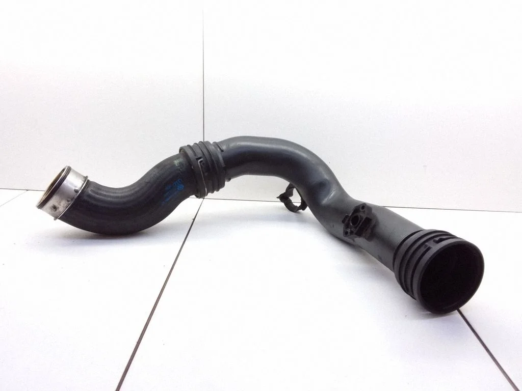 Intercooler hose/pipe 1K0145770D