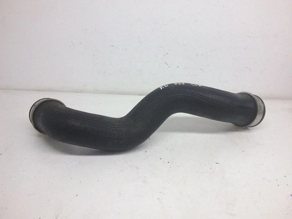 Intercooler hose/pipe – Mercedes-Benz CLK-Class A209 C209 (2002-2009)