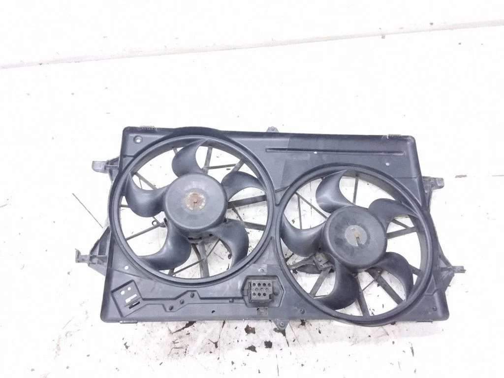 Ventilaatorite komplekt – Ford Focus C-MAX (2003-2010)