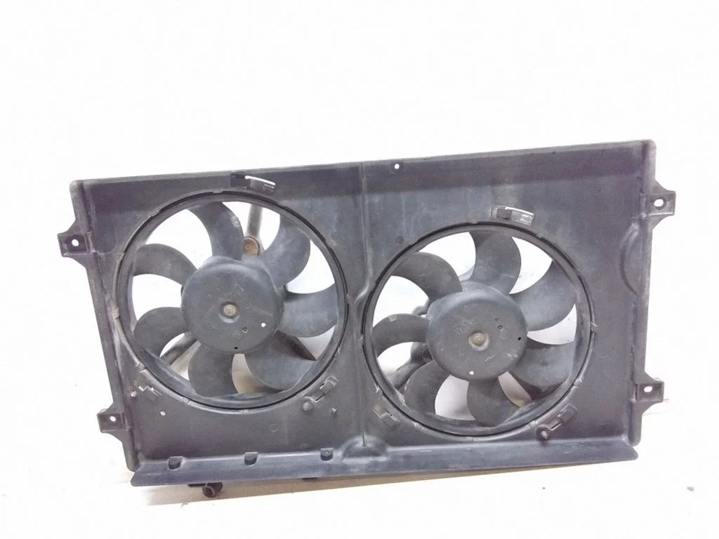 Ventilaatorite komplekt 7M0121207D