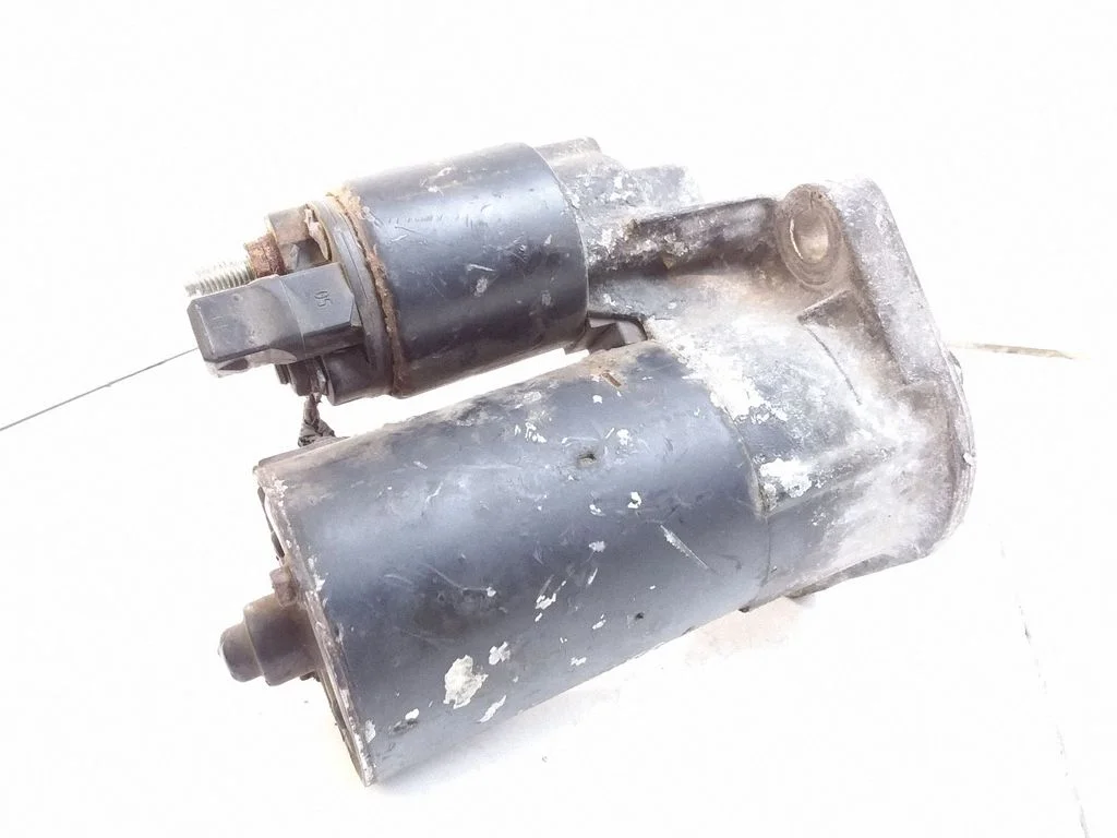 Starter motor 020911023F
