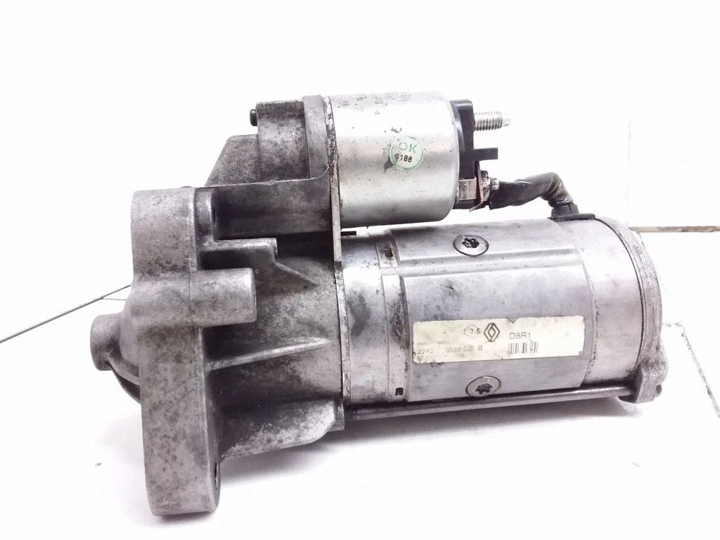 Starteris D8R1