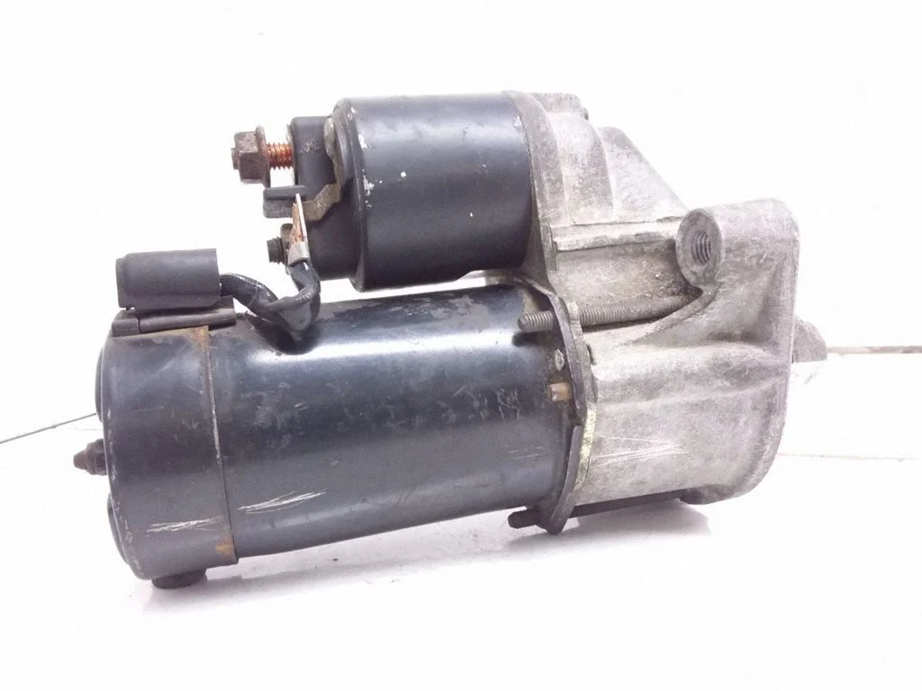 Starter motor D6RA
