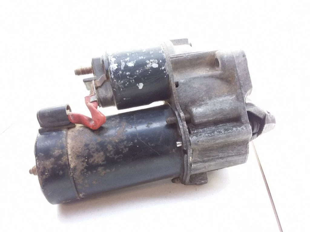 Starteris D6RA