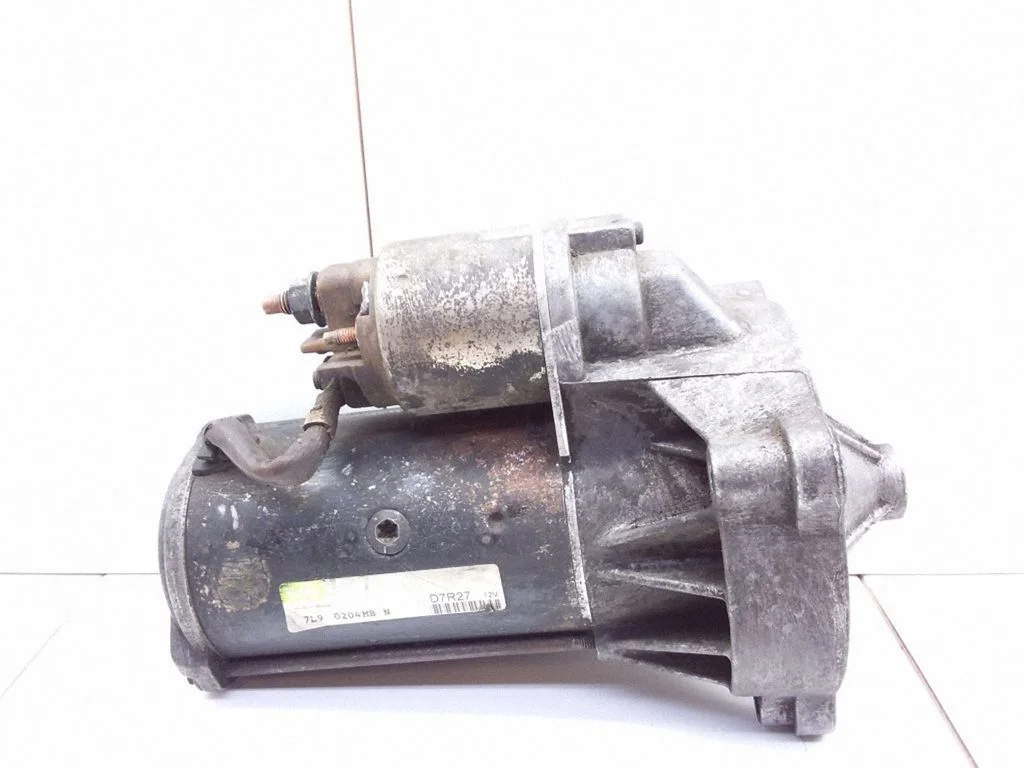 Starter motor – Toyota Corolla Verso E110 (1997-2001)