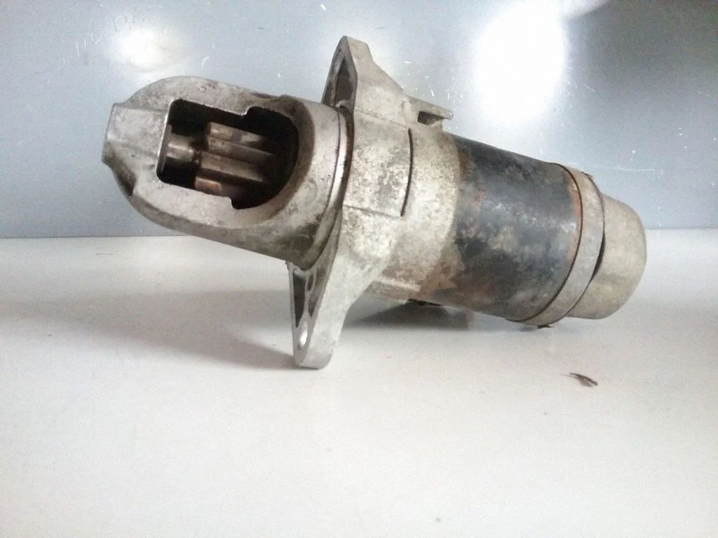 Starter motor 20800AA450