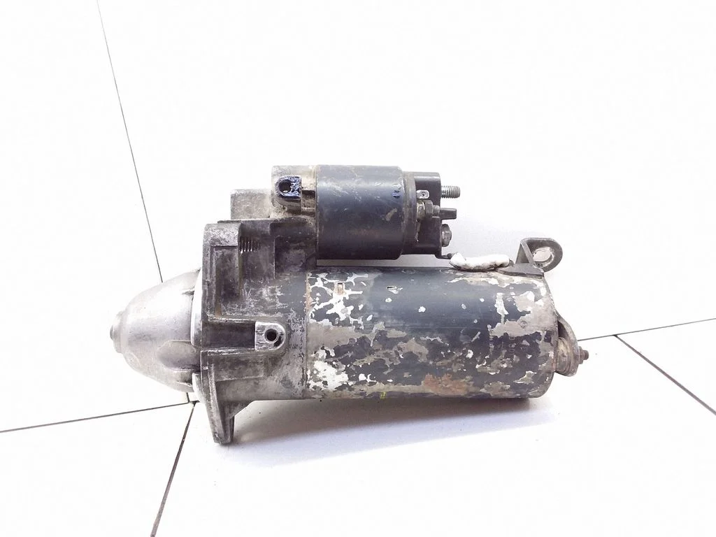 Starter motor 0001110115