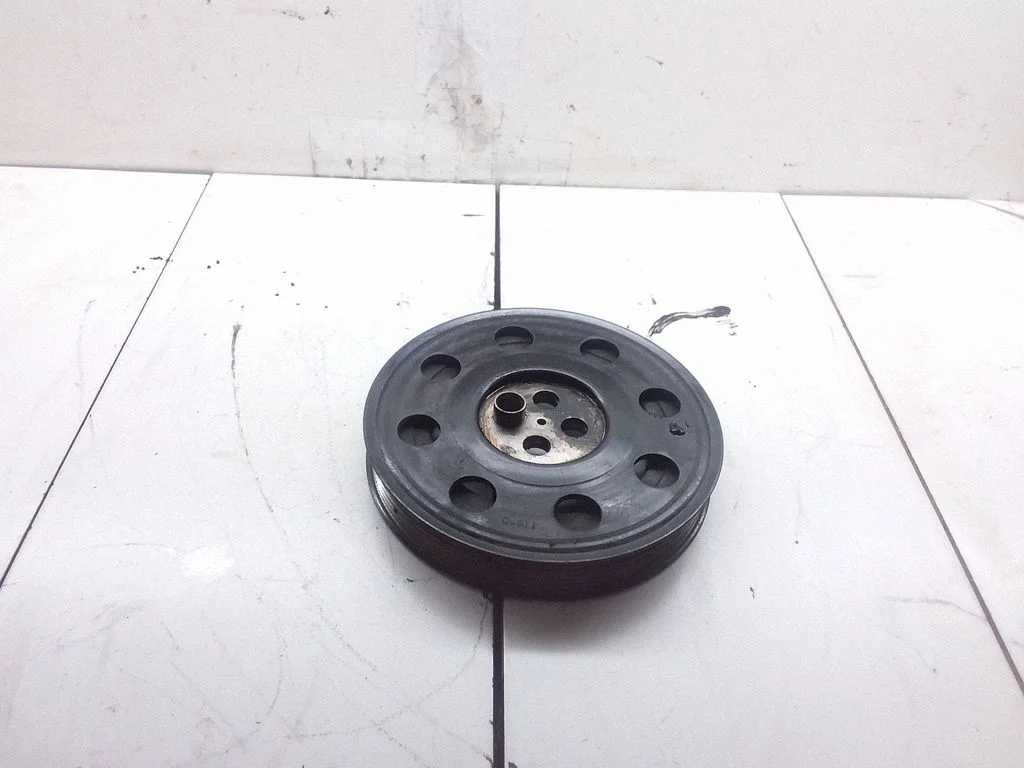 Crankshaft pulley A6510300603180