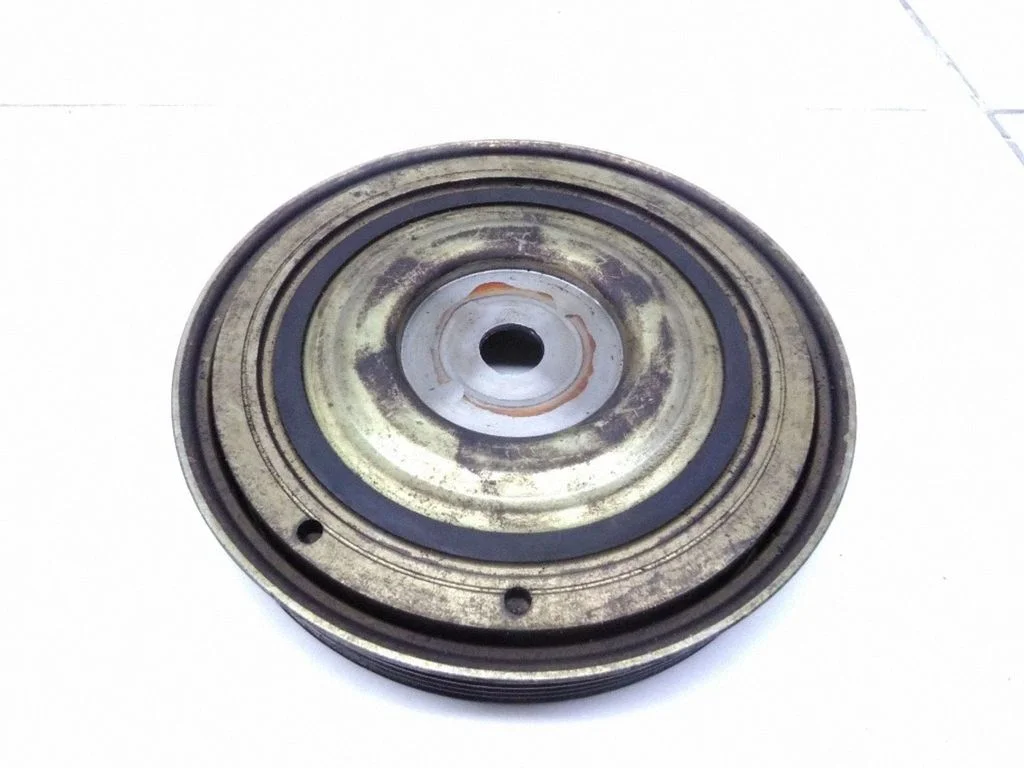 Crankshaft pulley – Volvo V50 (2004-2007)