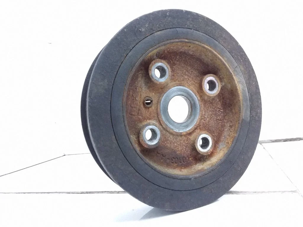 Crankshaft pulley – Volvo S40, V40 (1995-2004)