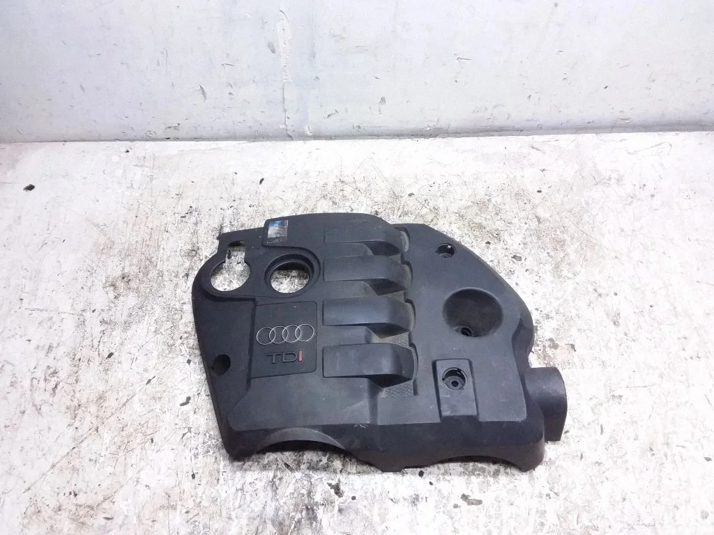 Dzinēja pārsegs (apdare) – Audi A4 S4 B6 8E 8H (2001-2005)