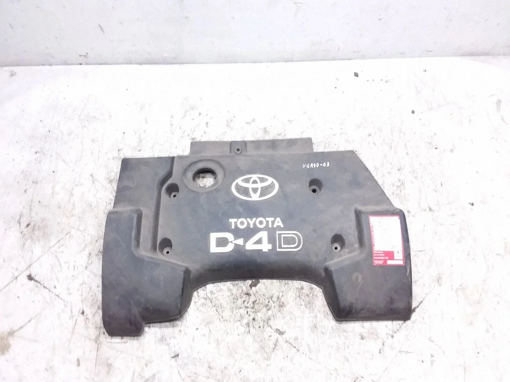 Mootori kate (kaunistus) – Toyota Matrix (E130) (2001-2008)
