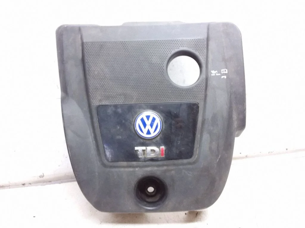 Dzinēja pārsegs (apdare) – Volkswagen Golf IV (1998-2005)
