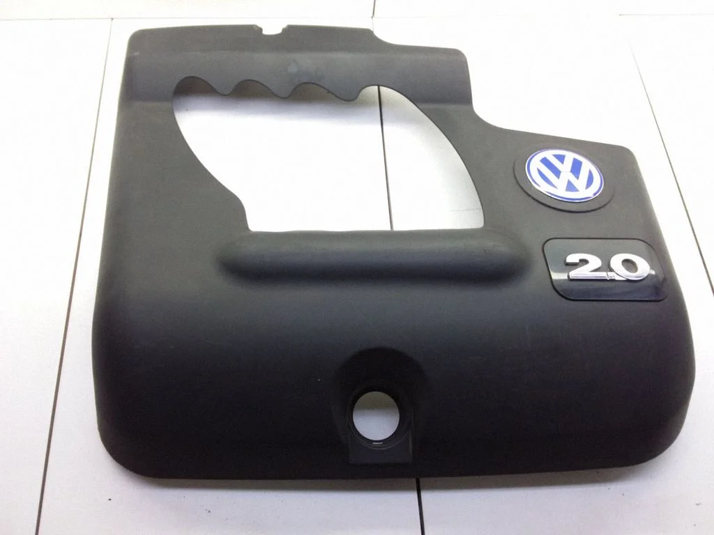 Dzinēja pārsegs (apdare) – Volkswagen Golf IV (1998-2005)
