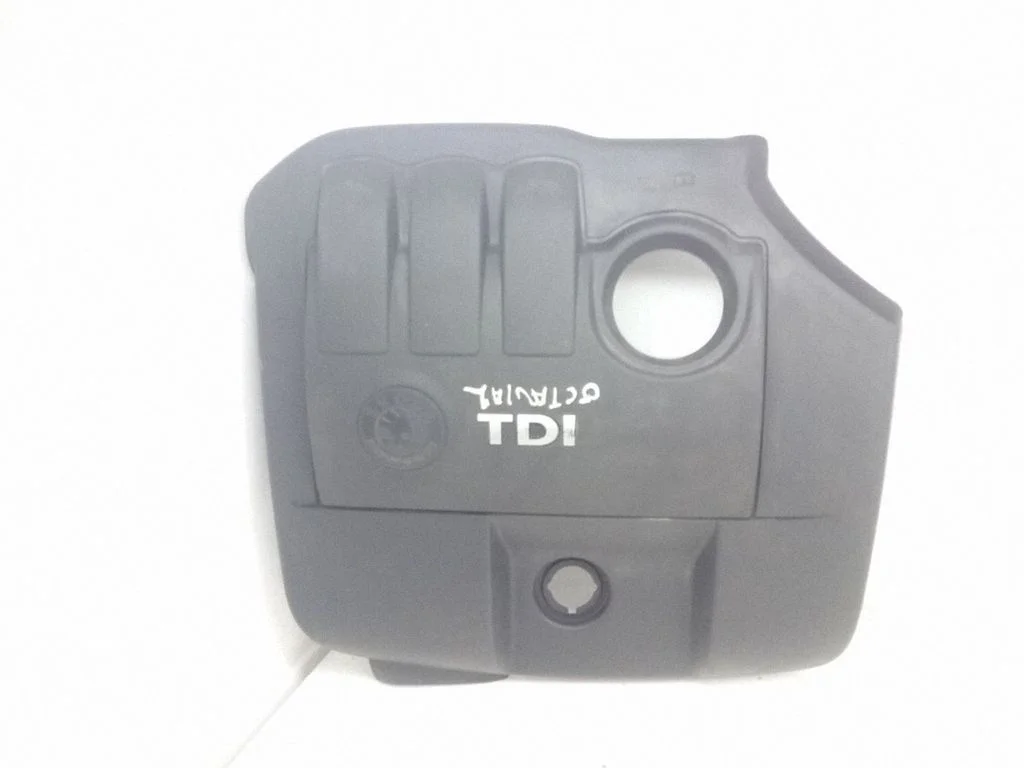 Engine cover (trim)