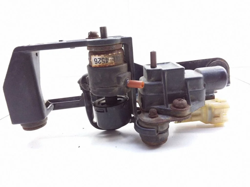 Zawór elektromagnetyczny turbo 36000PM5A03