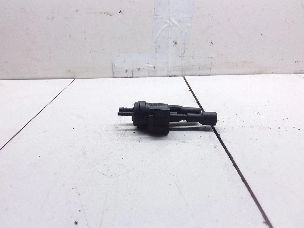 Turbo solenoid valve 0025401497