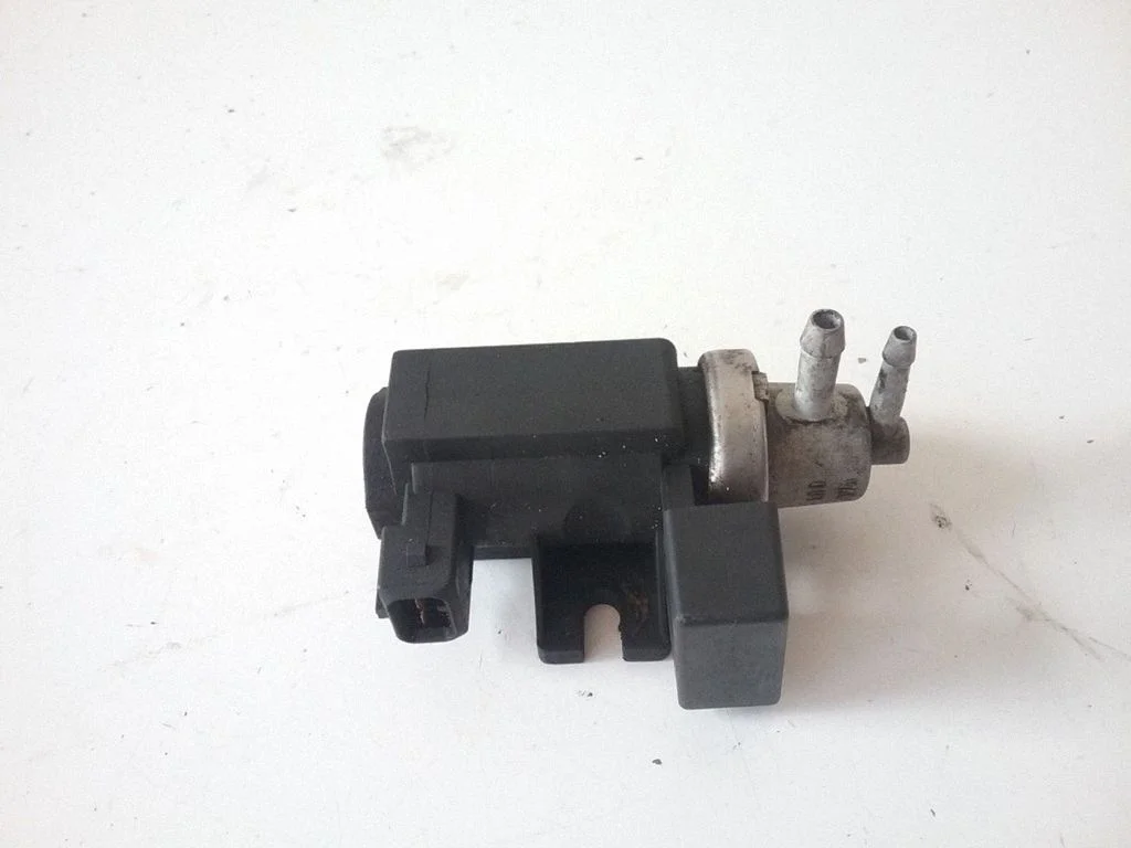 Zawór elektromagnetyczny turbo 72190339
